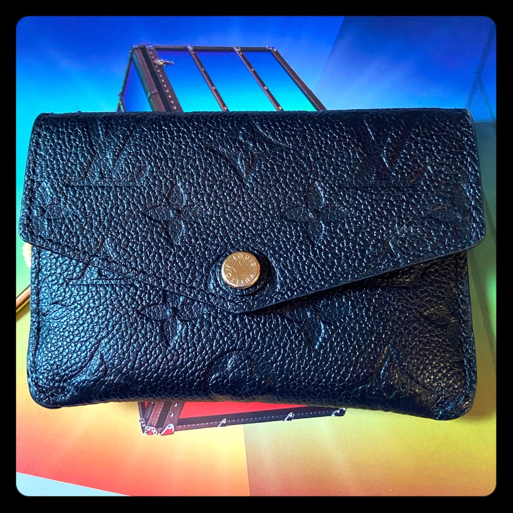 💢SOLD💢 LV Key Pouch Empriente Noir leather